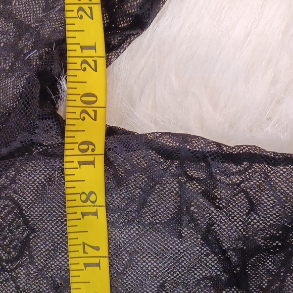 KILLSTAR XXL BLACK LACE MISS GUIDANCE TOP LONG-SLEEVED LACE UP FRONT BIG HOOD - Picture 8 of 12